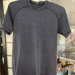 Lululemon Metal Vent Tech Short Sleeve Men’s Size XS